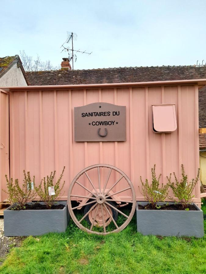 La Cabane Du Cowboy Villa Saint-Privé Buitenkant foto